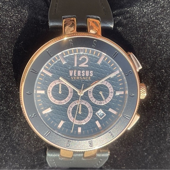 NWT Versus Versace Stainless Steel Chronograph Leather Strap Rose Gold - Picture 9 of 11